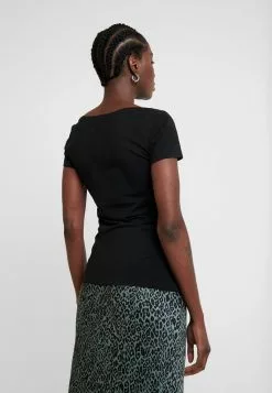 Anna Field 2 PACK - T-Shirt Basic - Black 11 Anna Field 2 PACK - T-Shirt Basic - Black -Anna Field Geschäft 5cc32792f75c4aa993e4e439c508648b